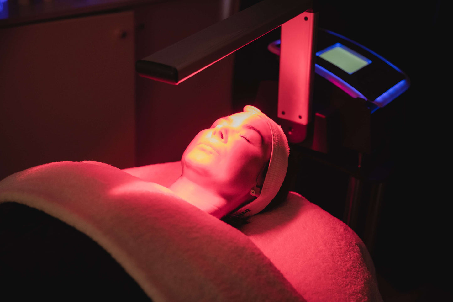 Bright-Lights | LED Facial $129